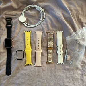 Apple Watch Series 5 40mm Rose Gold with extra bands